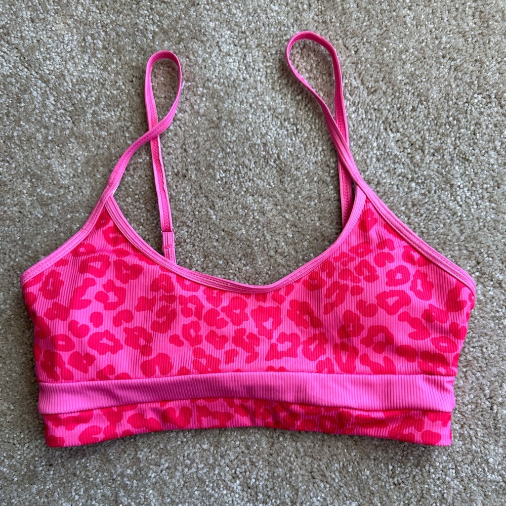 size M bikini top